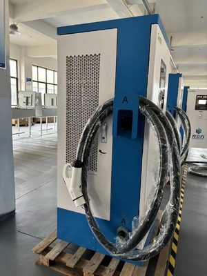 500V 750V Código de cartão de carregamento 120KW DC EV carregador para veículo de nova energia