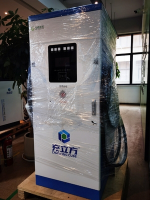 240KW Veículo elétrico com duas armas GBT CCS DC Estação de carregamento de alta potência Carregamento rápido