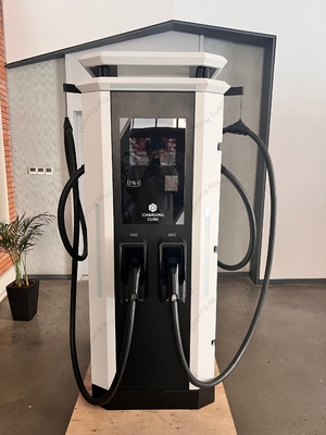 Custom Ocpp China Manufacturer Estação de carregamento de carros elétricos DC Carregamento de pilhas 120kW Rodovia Nível 3